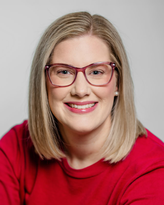 Portrait of Shannon Bonk