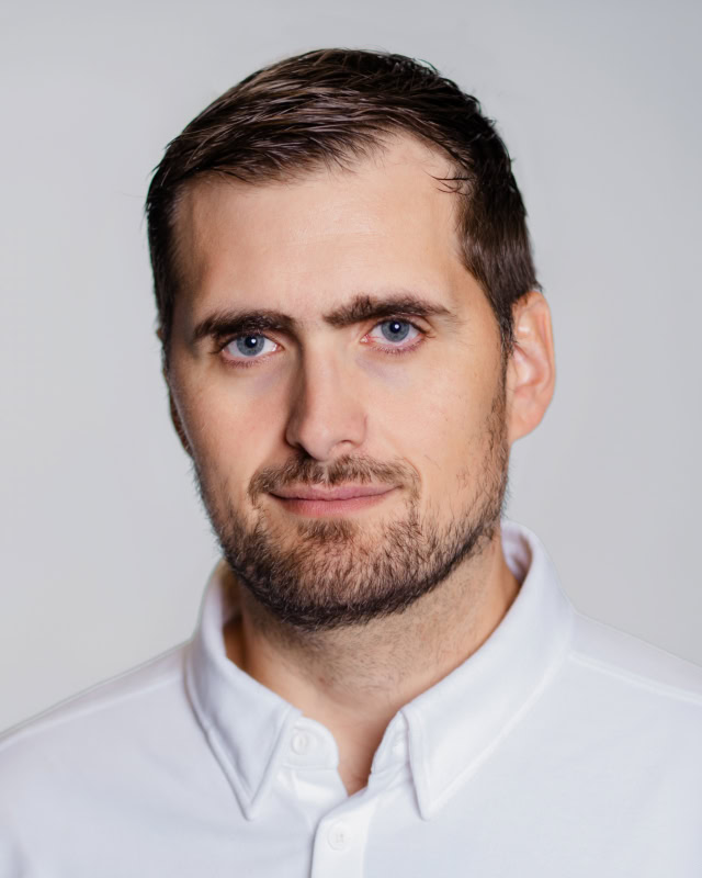 Portrait of Michael Perrino